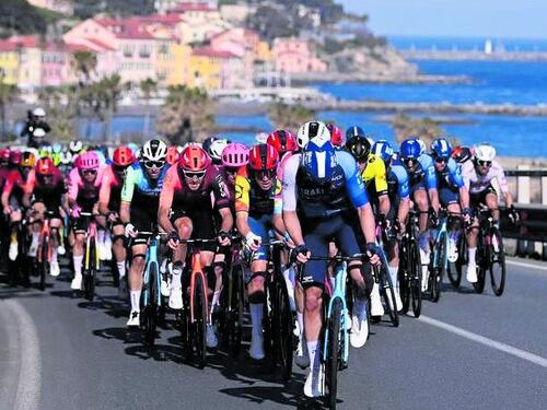 Oggi (da Pavia) parte la Milano-Sanremo. "Fiore che vola" nel ciclismo dei pionieri