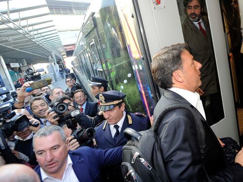 Pd, partito il treno di Renzi. Nel 2001 portò male a Rutelli