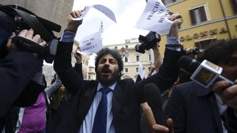 Fico, il traghettatore del M5s che odiava i dem "delinquenti"