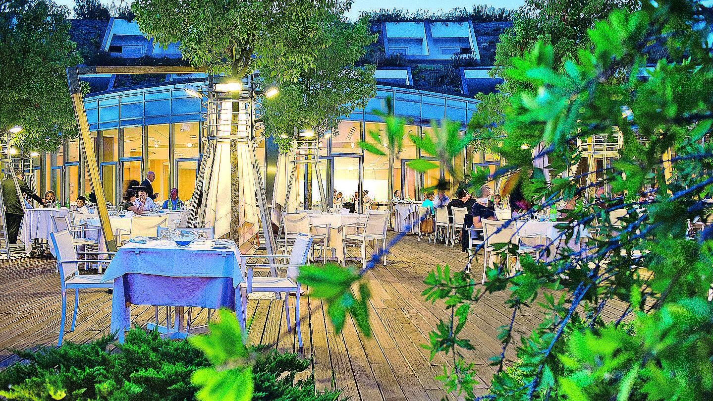 Sole, mare, cultura e gastronomia da Lecce alle dune della costa jonica