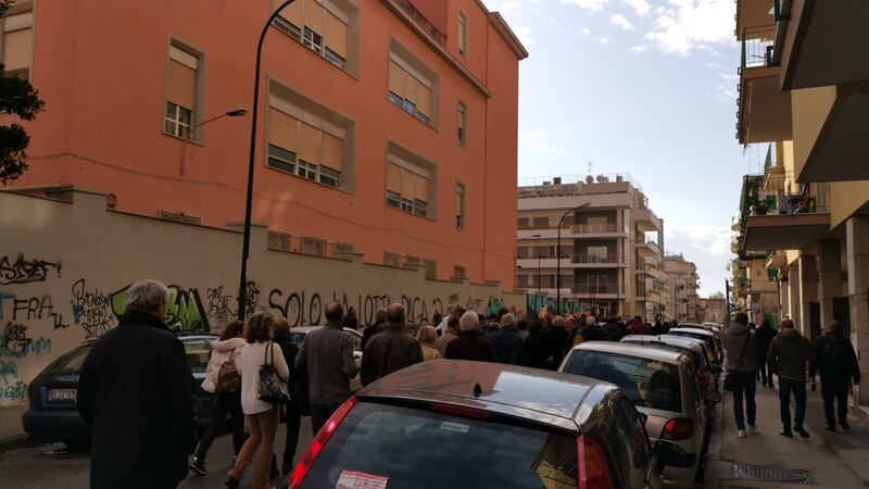 Napoli, a Bagnoli la protesta contro lo sversamento illecito di rifiuti 5