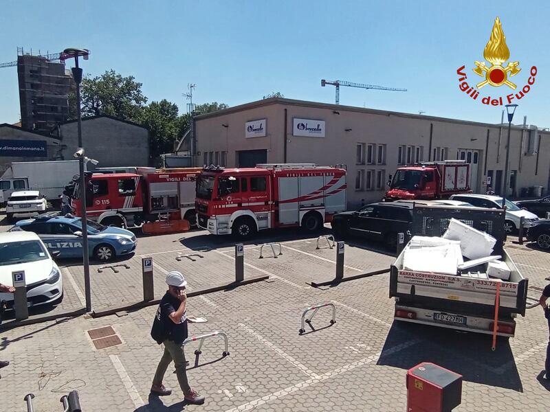 Incidente sul lavoro in un cantiere a Milano: 5 operai feriti 4