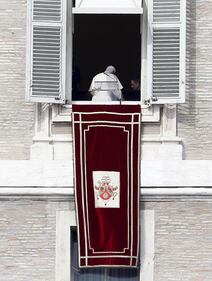 11 febbraio 2013, Benedetto XVI abdica al pontificato 9