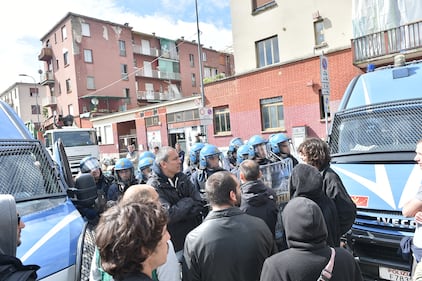 NoExpo, sgomberi al Giambellino 10
