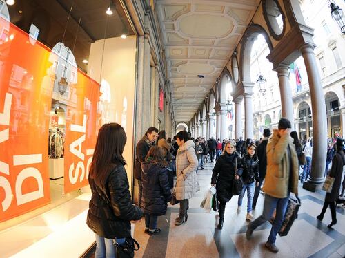 Consumi in picchiata E fiducia ai minimi