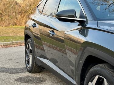Hyundai Tucson PHEV: guarda la gallery del SUV ibrido plug-in con 265 CV 6