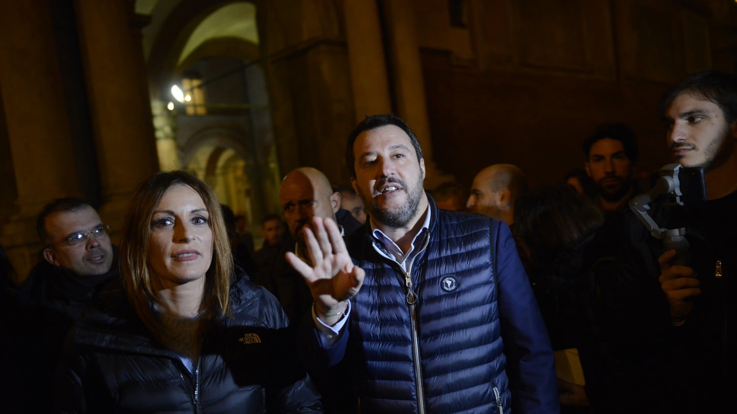 Carica d'odio su Borgonzoni. È targata Pd e non indigna