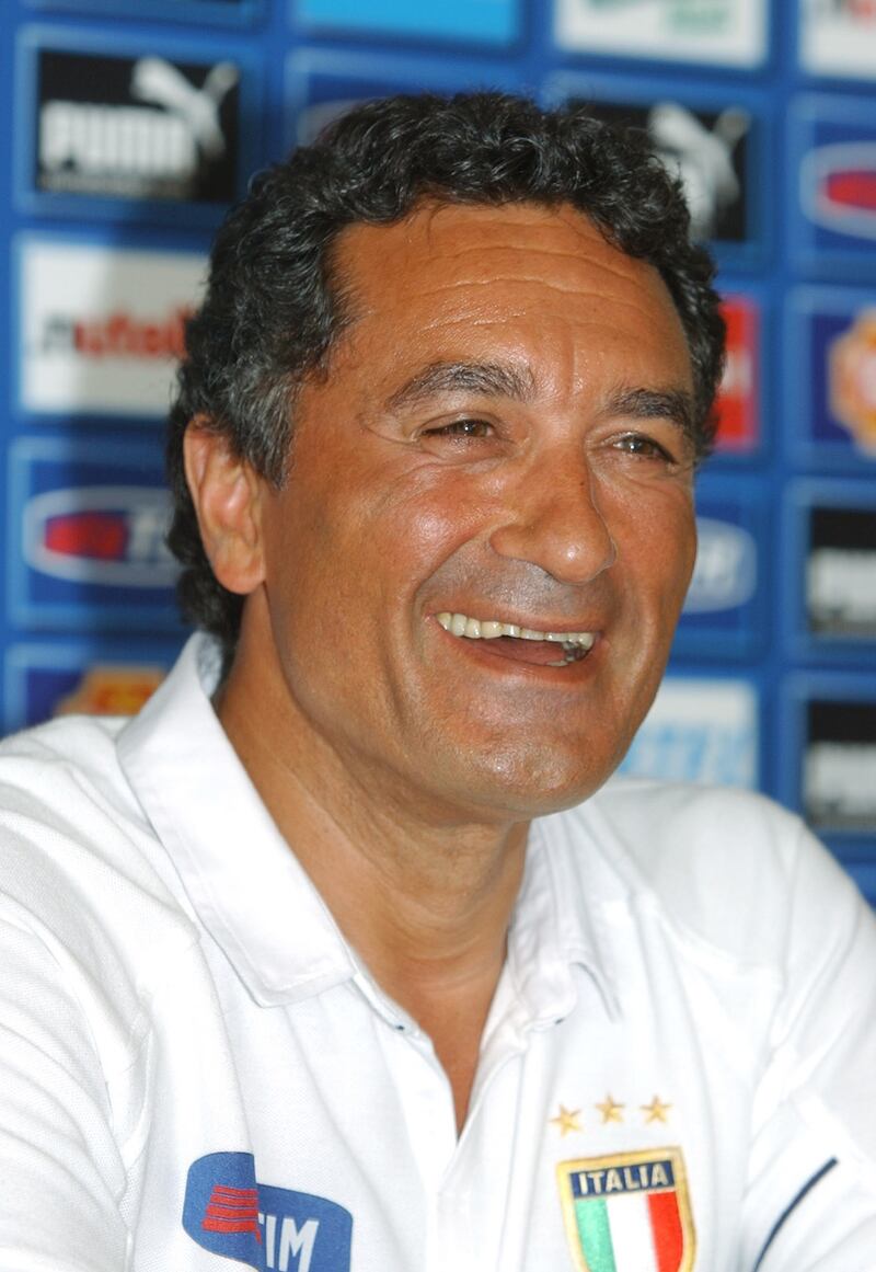 "Oggi c'è l'invasione di giocatori stranieri. E nella Federcalcio bisogna fare pulizia"