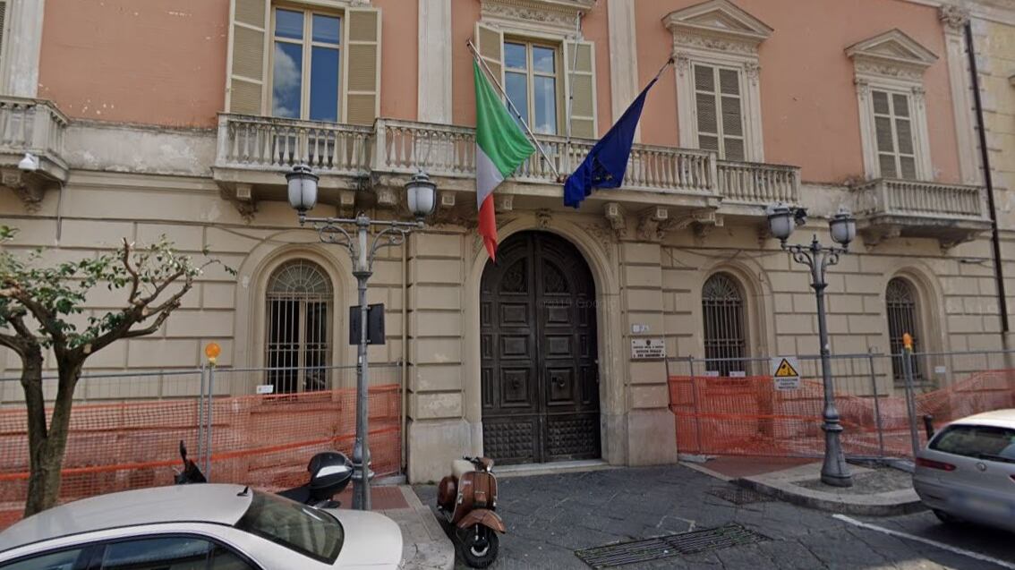 Airola, dopo giorni di prognosi agenti aggrediti da stesso detenuto
