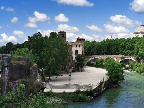 Isola Tiberina a Roma, storia e leggende dell'isola nel Tevere