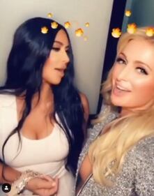 Paris Hilton sexy con Kim Kardashian per il compleanno 3