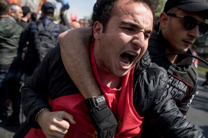 Istanbul, scontri e proteste: 84 arresti 7
