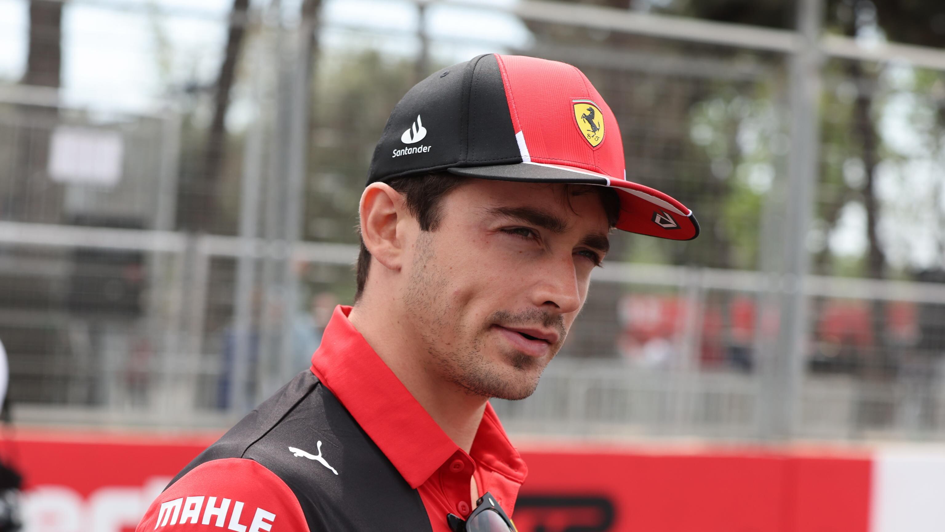 Solita pole al Max, ma Ferrari mai così vicina