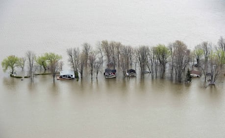 L'esercito canadese dispiegato contro l'alluvione in Quebec 18