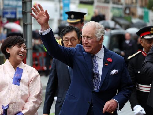 Carlo compie 75 anni: attesa per la telefonata di Harry