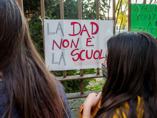 Scuola in Dad? E i sindacati scioperano per ottenere la dieta