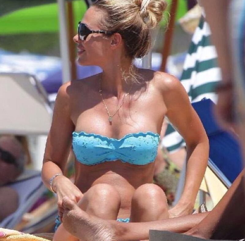 Ilary Blasi sexy conduttrice del Grande Fratello Vip 20