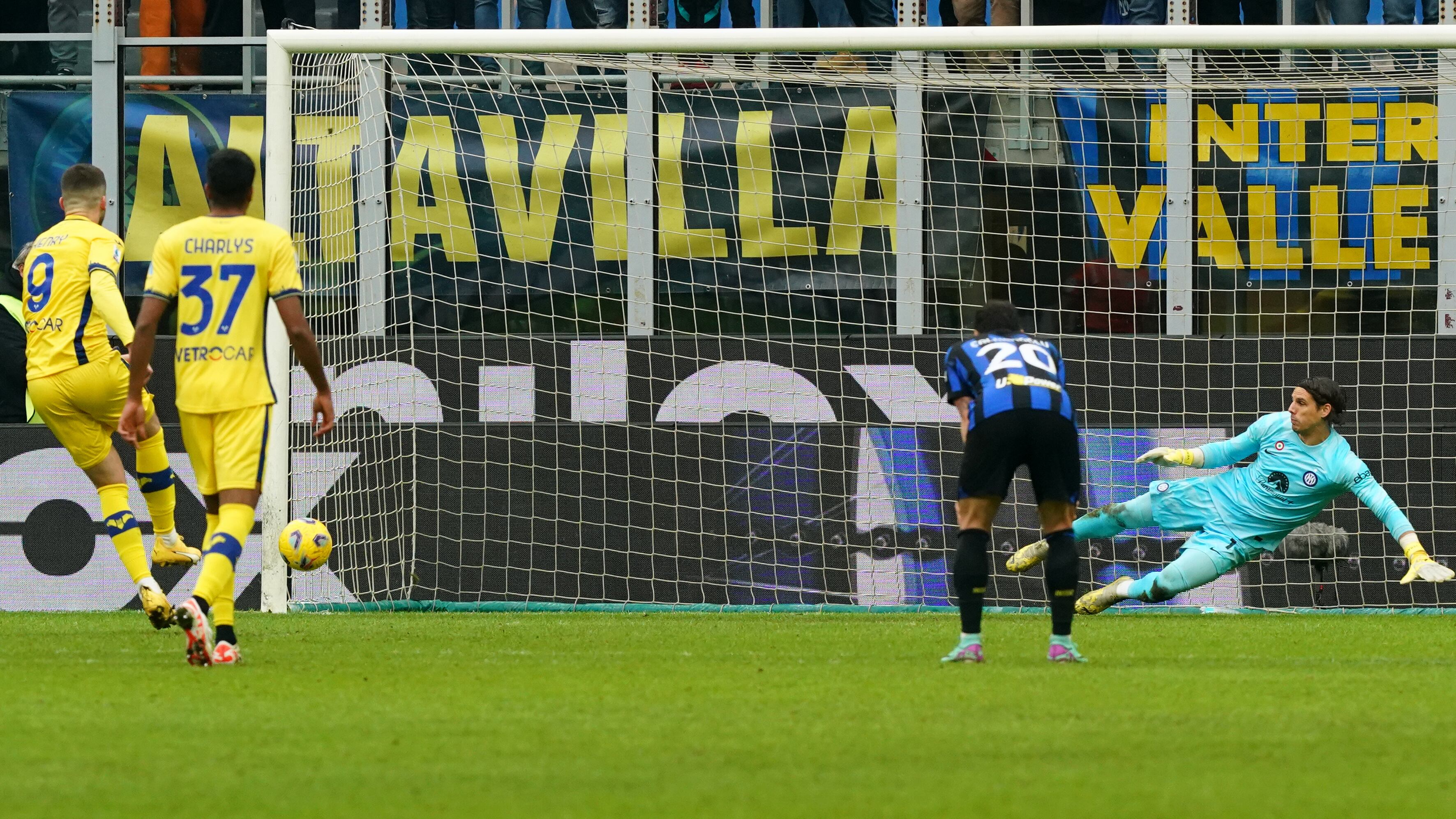 "Trovate pace nella vostra piccola vita": Henry risponde agli haters