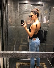 Anna Tatangelo, gambe mozzafiato 4