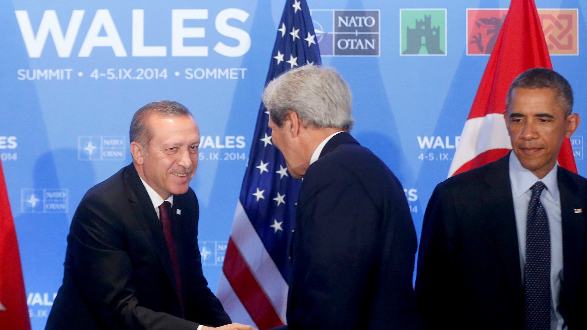 La Nato blinda l'Est Europa. Mosca: la pace è a rischio