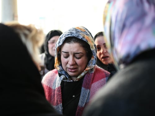 Istanbul, ora è caccia all'uomo. Isis rivendica strage al Reina