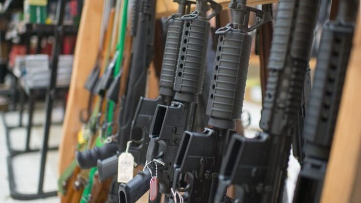 Gorizia, 14 arresti per contrabbando internazionale di armi da guerra