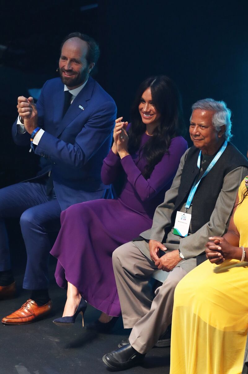 Meghan Markle affascinante in viola: foto 6