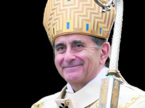 “Attorno a noi i vandali, in Duomo si prega”