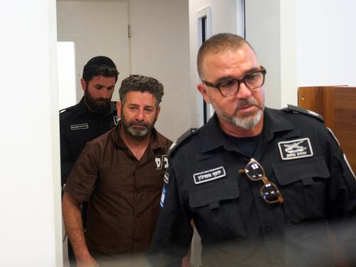 Sciopero 18 maggio, in piazza a Roma spunta anche l’attivista della Flotilla arrestato da Israele