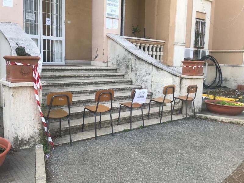 Ore di fila al Drive-in Covid di Santa Maria Della Pietà 6