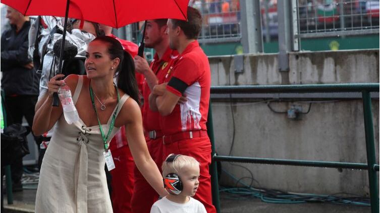 Kimi Raikkonen e il suo nuovo migliore amico Robin
