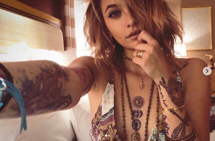 Paris Jackson, le foto dell'artista 1
