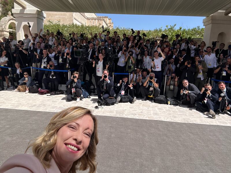 Giorgia Meloni accoglie i leader del G7 1