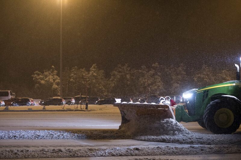 Maltempo, neve e gelo al Nord: disagi sulle strade 1