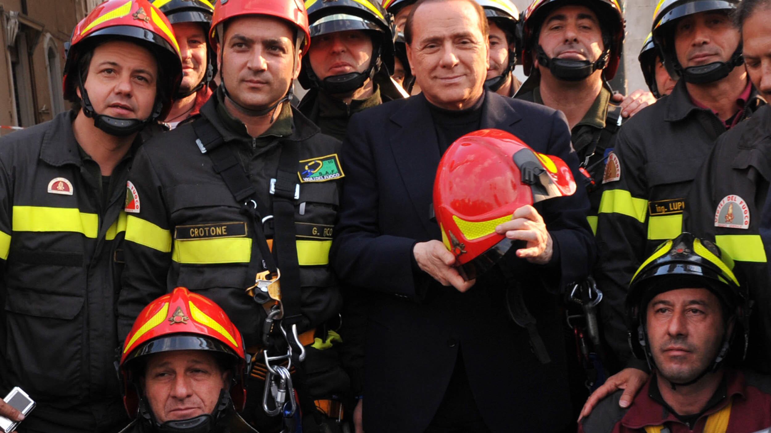 Berlusconi in pressing: "Ogni voto a Forza Italia fa sgretolare il governo"