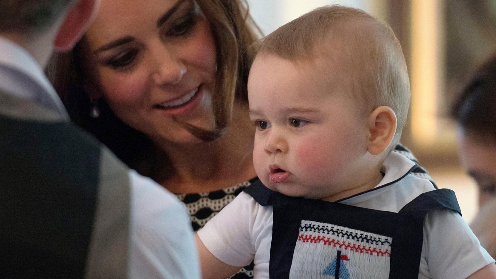 La strategia della famiglia sfida (vincente) di Kate