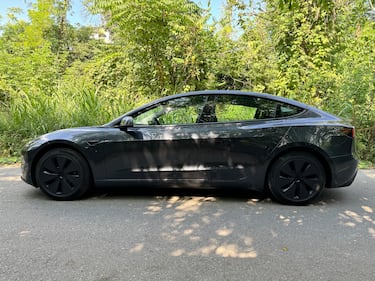Tesla Model 3 RWD 2024: la gallery dell'elettrica più convincente in commercio 11