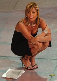 Simona Ventura, 50 anni da numero uno 18