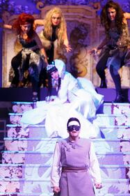 "La regina di ghiaccio", il nuovo show di Lorella Cuccarini 3