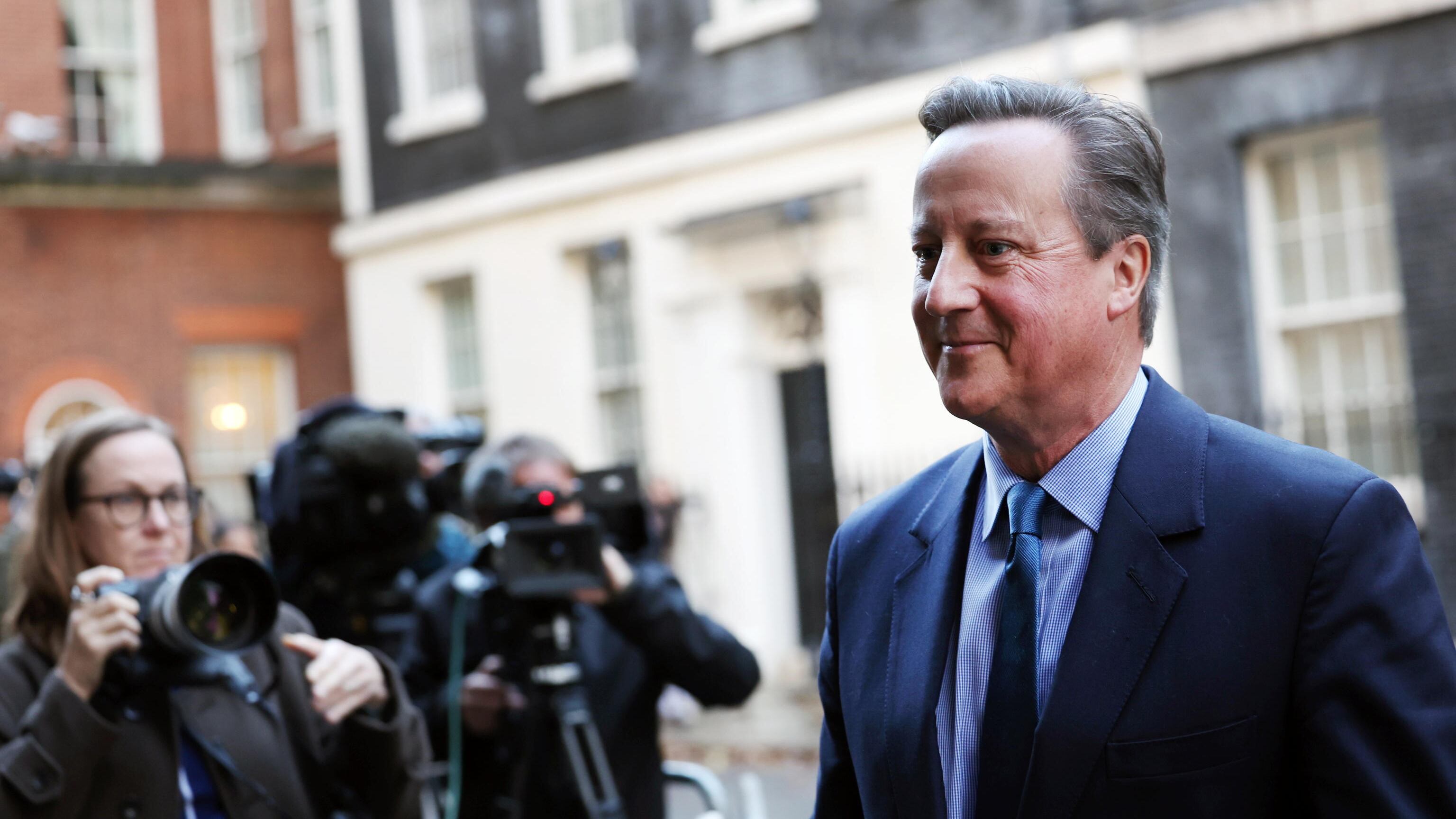 Il ritorno di Cameron (ministro post Brexit)