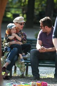 Gabriella Pession al parco con il figlio Giulio 14