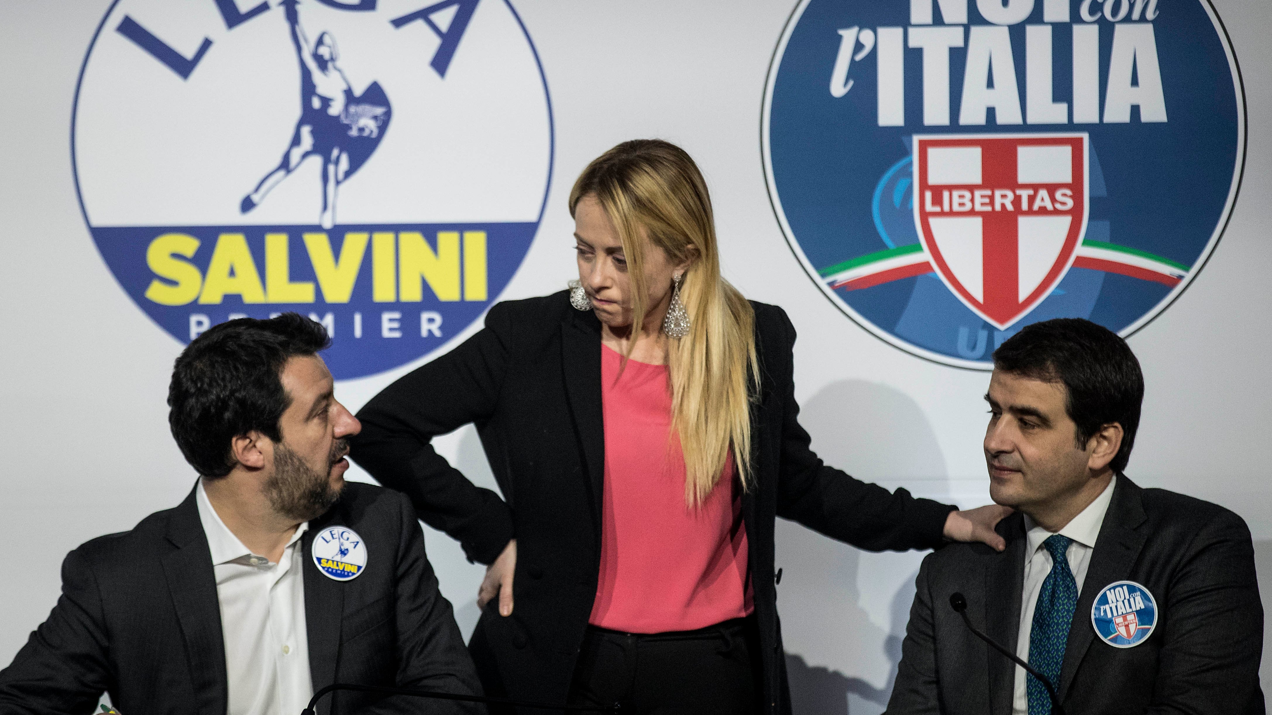 Un tam tam scuote la destra "Gelo tra Matteo e Giorgia"