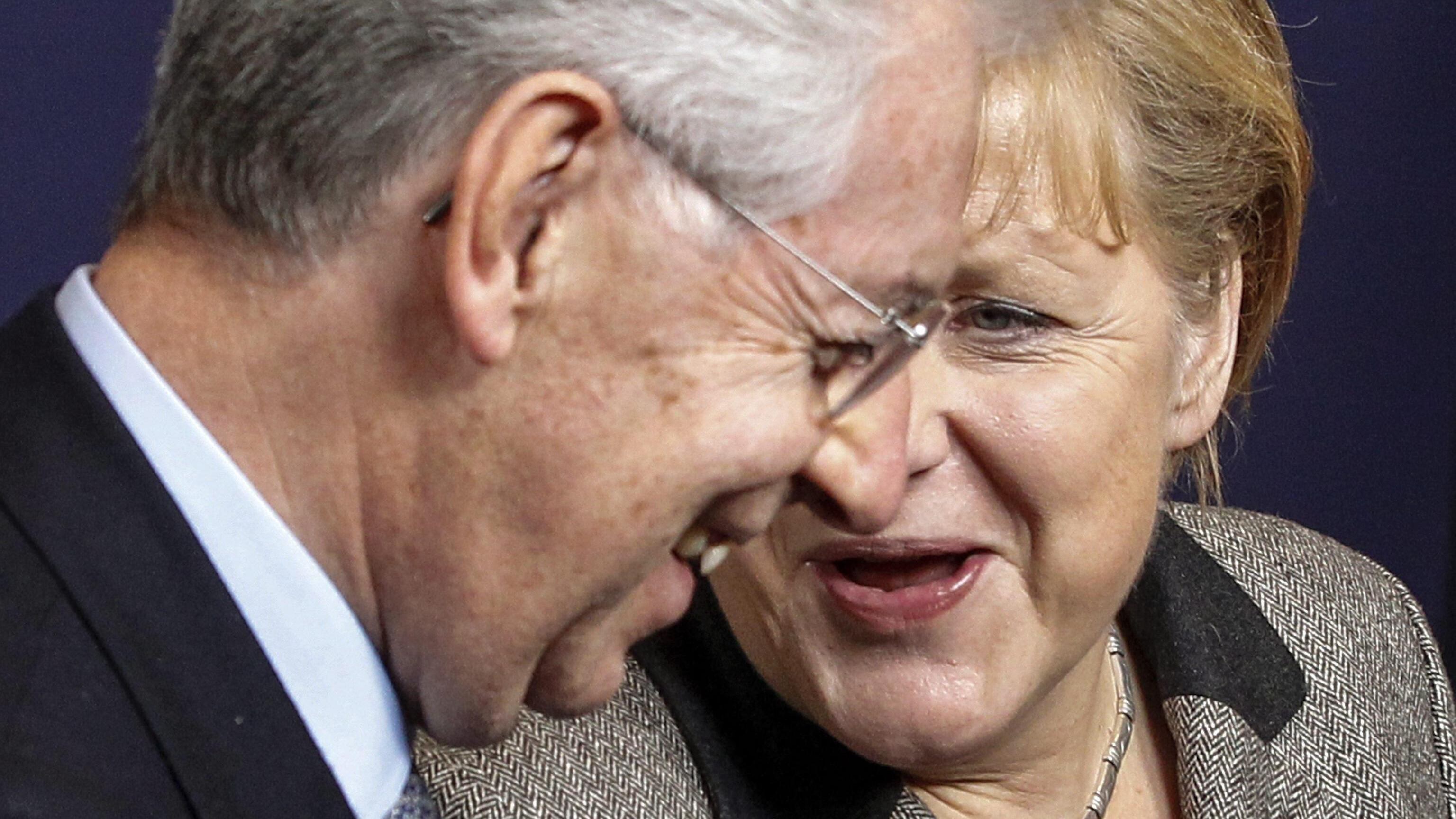 Monti ormai è in tilt E in Lombardia i suoi falsificano le firme