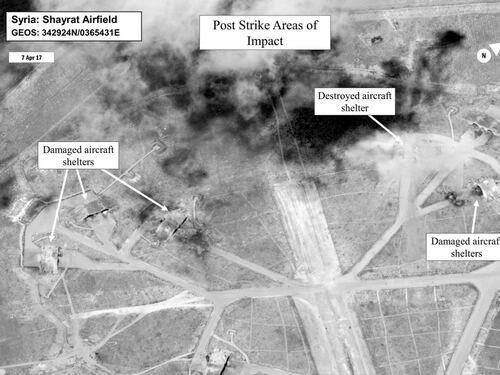 Così Trump ha avvertito i russi primi di attaccare la Siria