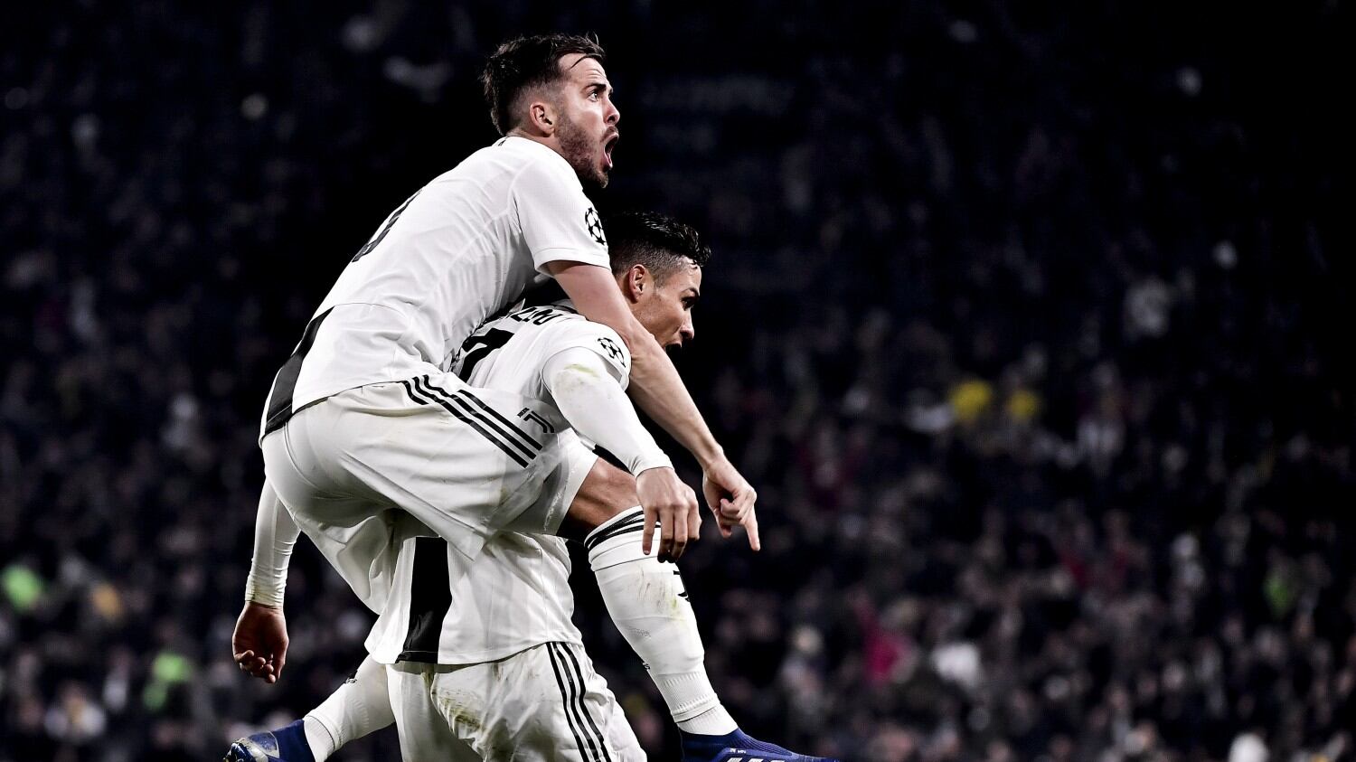 Champions League, la Juve pesca l'Ajax. Europa League: sarà Napoli-Arsenal