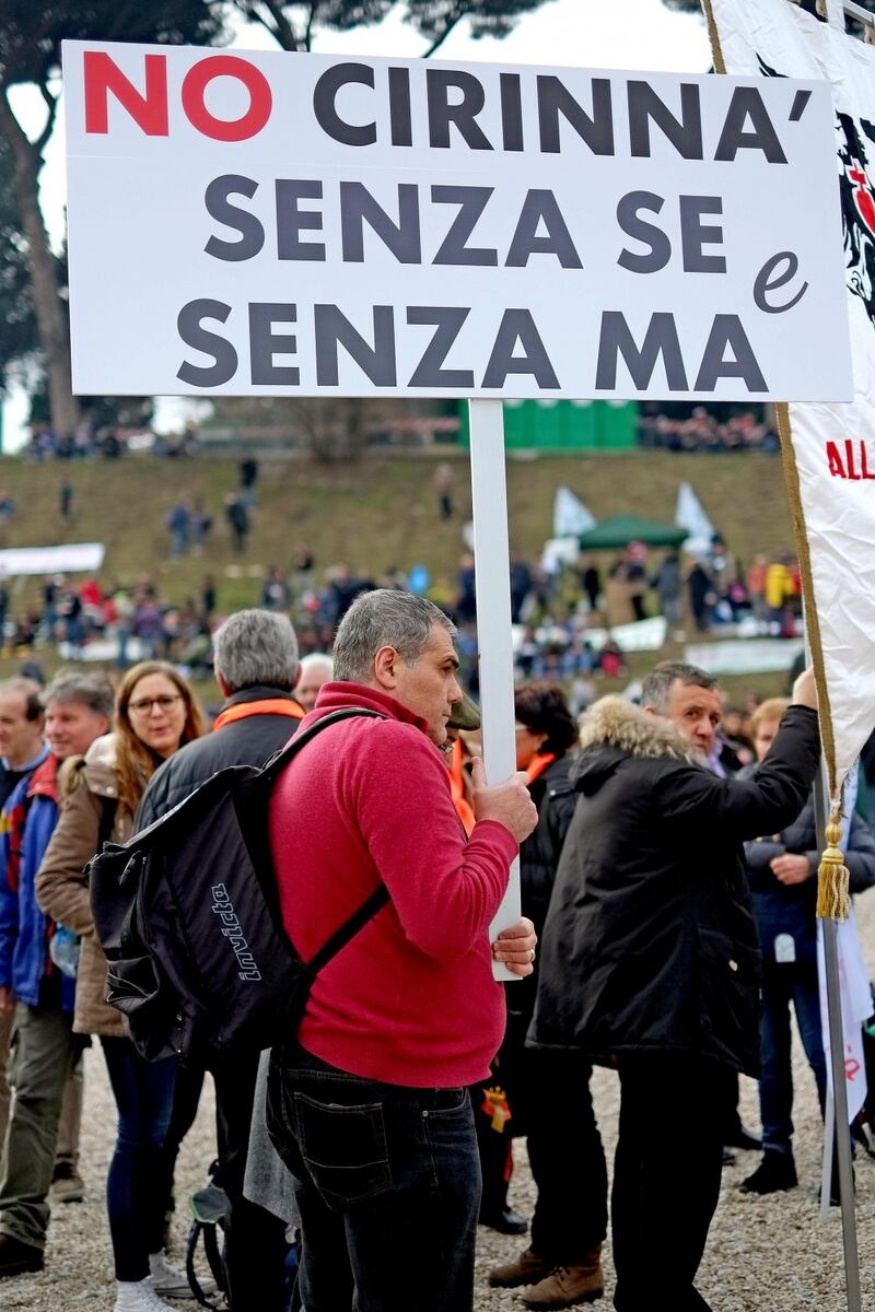 I manifestanti al Family Day 16