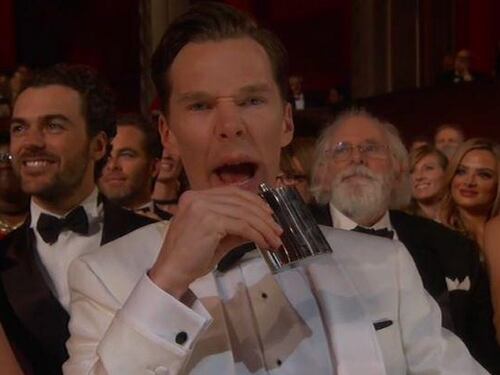 Benedict Cumberbatch si fa un "goccetto" in prima fila