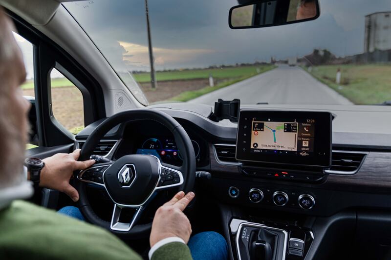 Nuovo Renault Kangoo E-Tech: guarda le foto 1