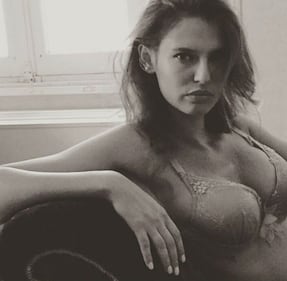 Scollatura sensuale per Bianca Balti 3