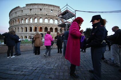 Roma blindata per la Via Crucis 1